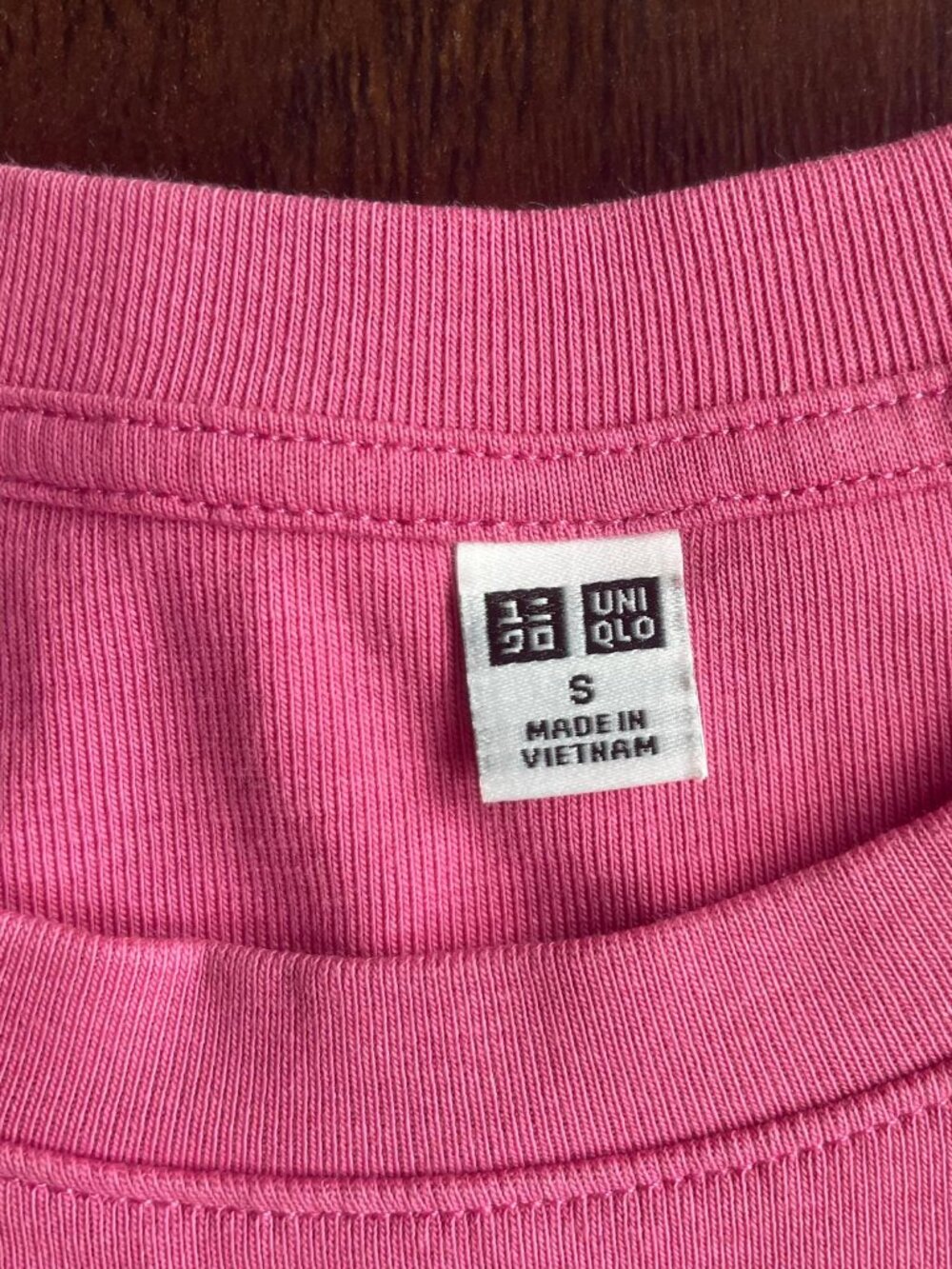 Uniqlo Tshirt - Picture 2 of 2